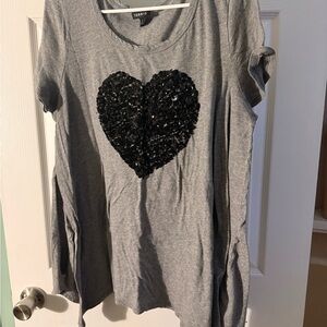 Torrid Heritage Slub Tee with Black Sequin Heart & Handkerchief Hem